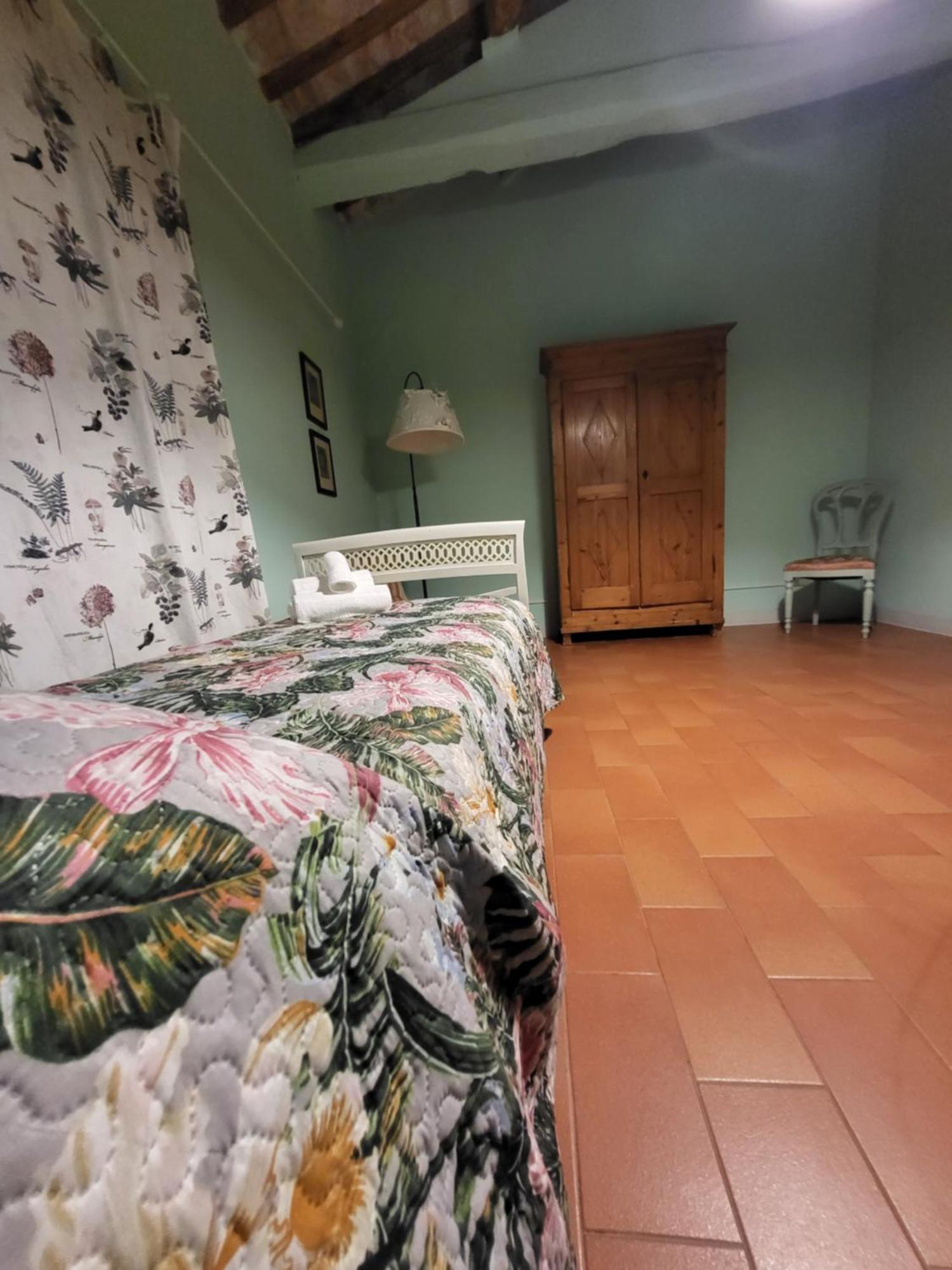 Agriturismo Poggiolo Pilonico Materno Esterno foto