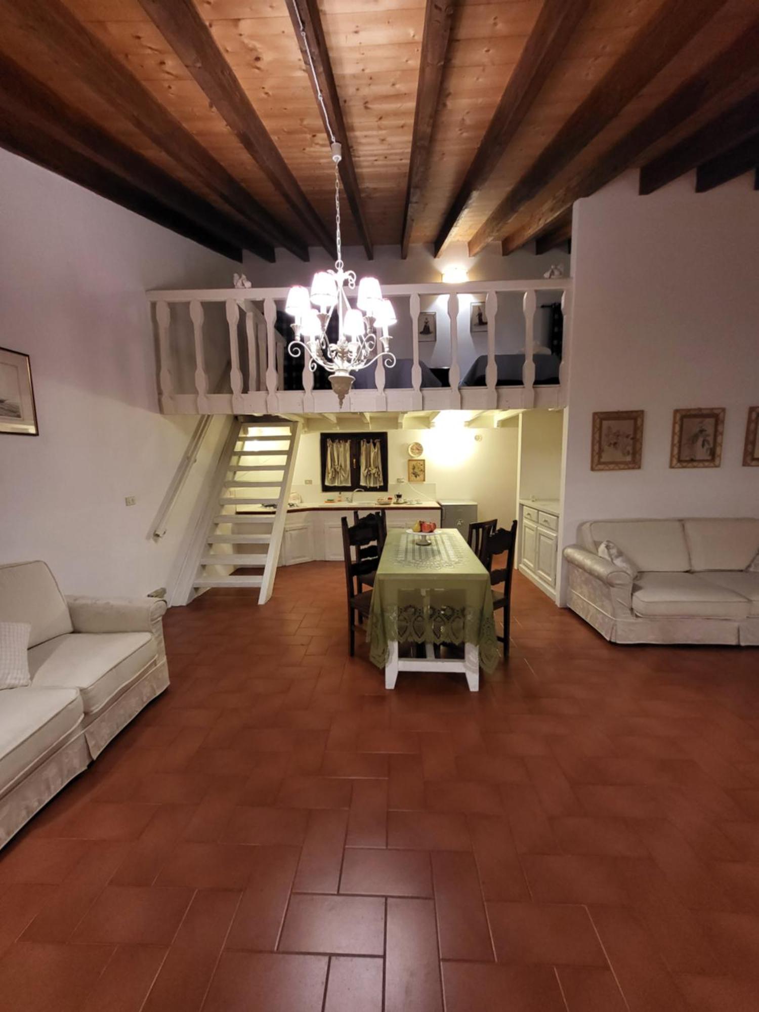 Agriturismo Poggiolo Pilonico Materno Esterno foto