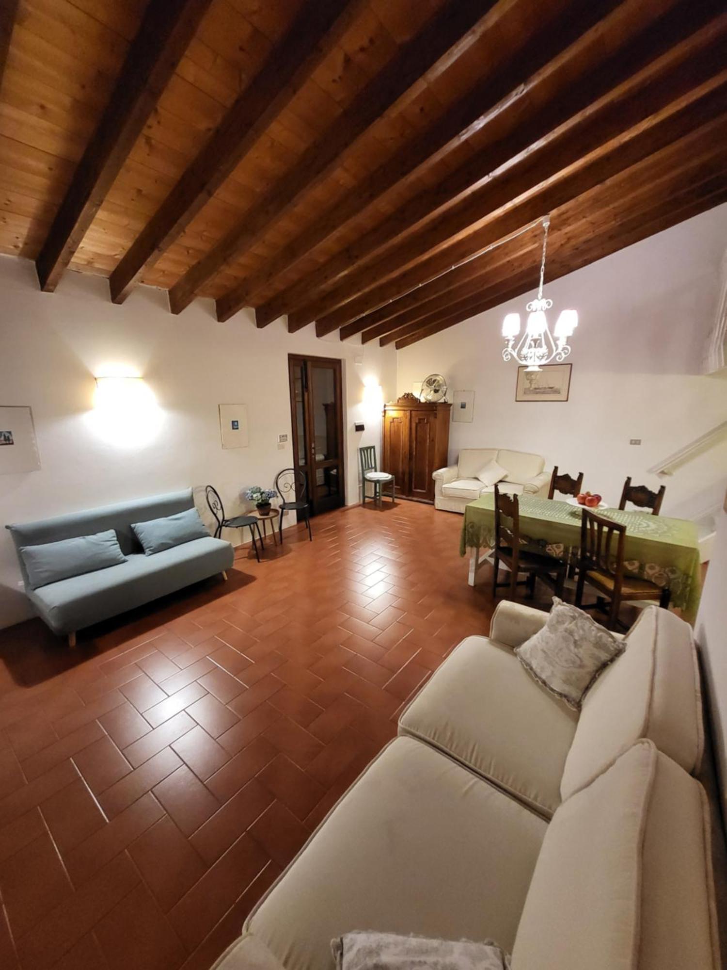 Agriturismo Poggiolo Pilonico Materno Esterno foto