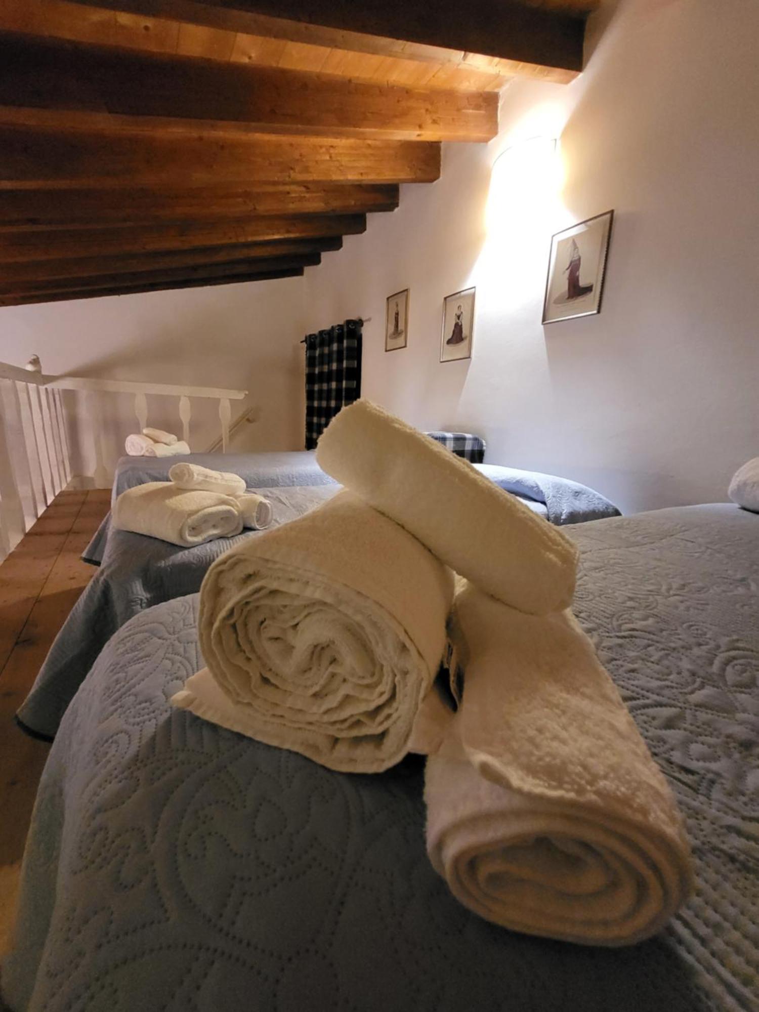 Agriturismo Poggiolo Pilonico Materno Esterno foto